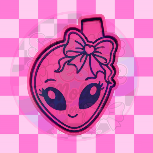 Alien Cutie with Bow Freshie Mold